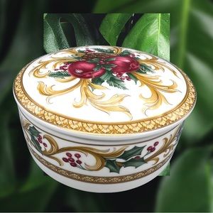 Mikasa Holiday Orchard Lidded Trinket box Candy Dish 5 inches Round x 2”deep